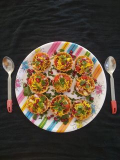 સ્પ્રાઉટ ચાટ બાસ્કેટ રેસીપી મુખ્ય ફોટો