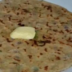 A picture of Aaloo Parantha.