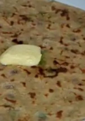 A picture of Aaloo Parantha.