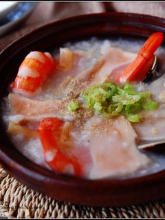 鮑魚干貝海鮮粥 的食譜成品照片