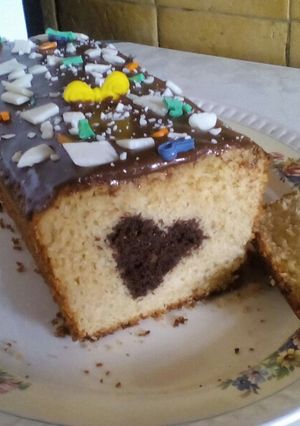 A picture of Secret Heart Cake.
