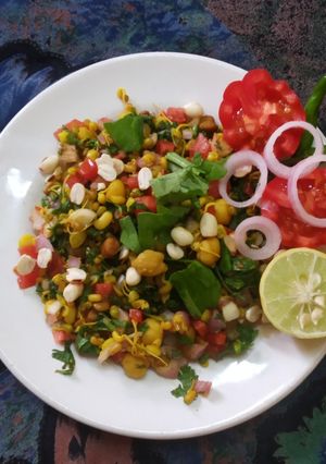 A picture of Healthy mix sprout salad.