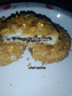 A picture of Nutella deep fried bread.