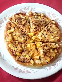 कॉर्न पिज़्ज़ा(corn pizza recipe in hindi) रेसिपी मुख्य फोटो