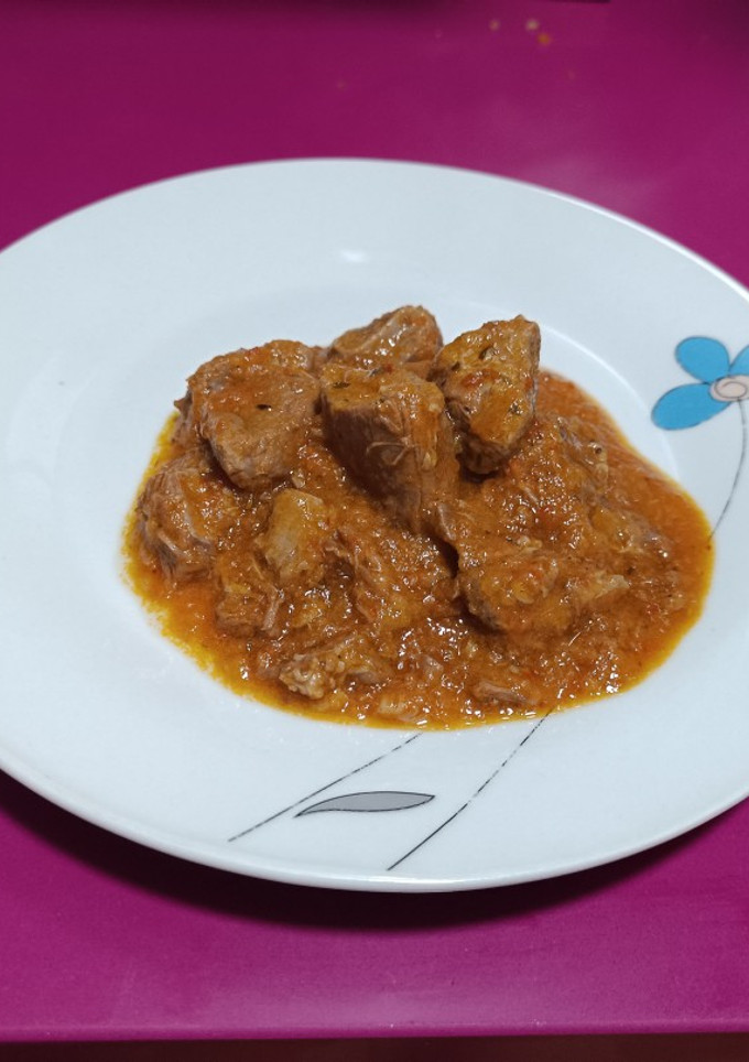 Una foto de Cordero 🐑 en salsa
