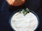 Una foto de dip de yogurt