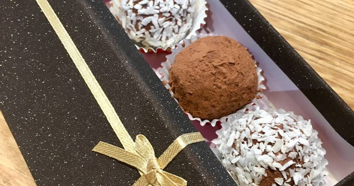 Raspberry Gin Chocolate Truffles Recipe by Sonia Cookpad