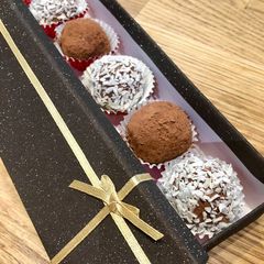 Raspberry Gin Chocolate Truffles A picture of Raspberry Gin Chocolate Truffles.