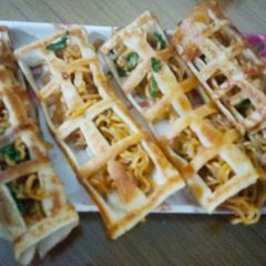 A picture of Net Noodles Frankie.