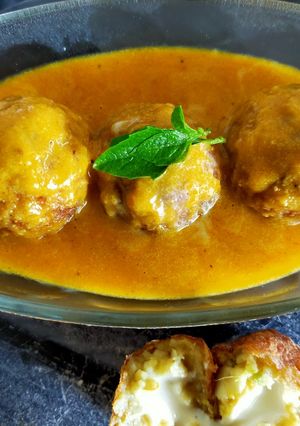 A picture of Cheese Kofta Curry.