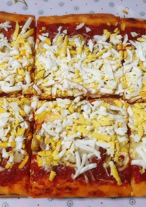 Une photo de Pizza carrée 🍕