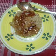 A picture of Galletita de avena y ciruela al microondas.