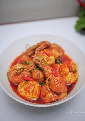 Foto resep Ayam Telur Semur Pedas