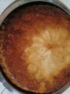Una foto de Torta de manzana invertida