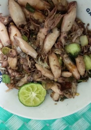 Foto resep Cumi Asin tumis pete pedas Limo