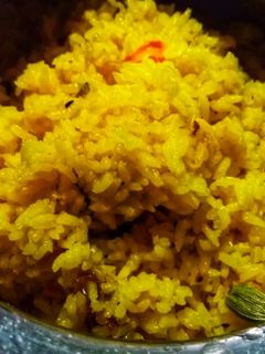 বাসন্তী পোলাও (basanti pulao recipe in Bengali) রেসিপির প্রধান ছবি