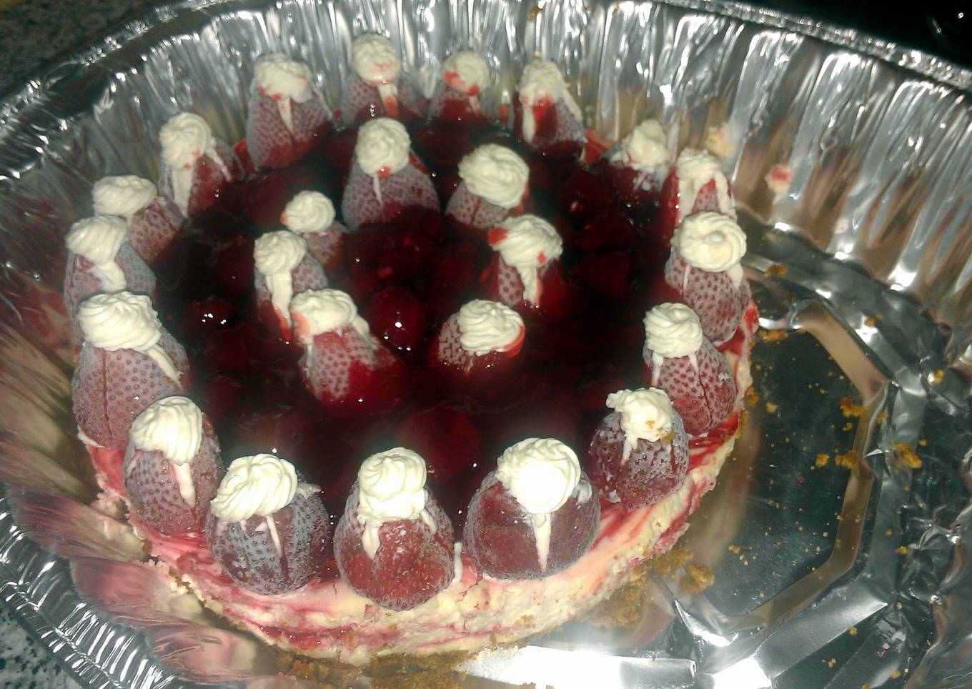 New York Style Strawberry Cheesecake