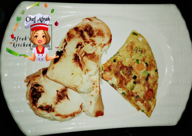 Recipe of Appetizing Malibu Omellet with toasted bread