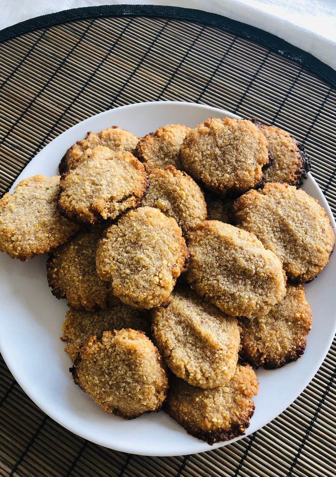 Una foto de Keto - Bizcochitos de limón sin huevo, pocos ingredientes, fácil y en 10 min