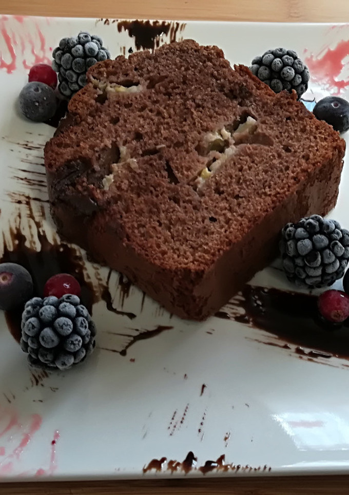 Una foto de Plum cake de chocolate y plátano natural