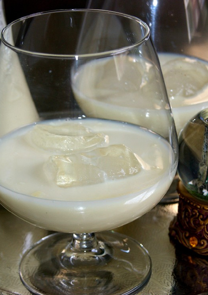 Una foto de Licor de crema catalana