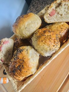 Una foto de PANCITOS RELLENOS CON JAMÓN 🍖🥓🍖