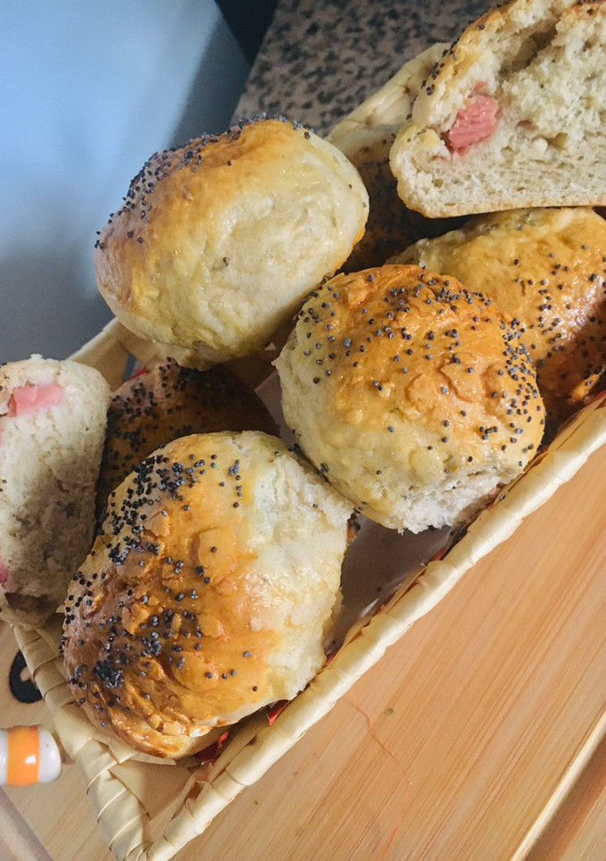 Una foto de PANCITOS RELLENOS CON JAMÓN 🍖🥓🍖