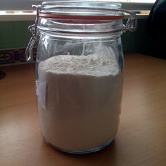 A picture of Vickys Gluten / Allergy free Flour & Cake Flour Mix.