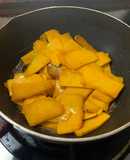 Bí đỏ xào tỏi