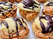 Una foto de profiteroles sin huevo