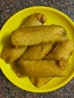 வாழைக்காய் பஜ்ஜி (Plantain bajji recipe in tamil) செய்முறை முக்கிய புகைப்படம்