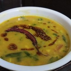A picture of Lehsooni Palak Dal.