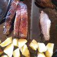 Tapa de asado al horno con papas fritas