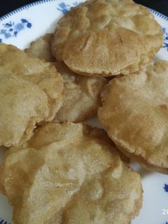 ફરાળી આલુ પૂરી (Farali Aloo Poori Recipe In Gujarati) રેસીપી મુખ્ય ફોટો