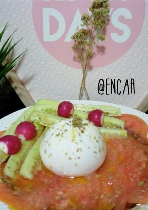 Una foto de Ensalada mediterránea