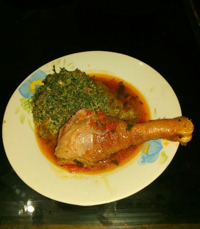 A picture of Kienyeji chicken.