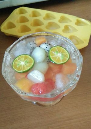 Foto resep *es coktail labuh siam*
