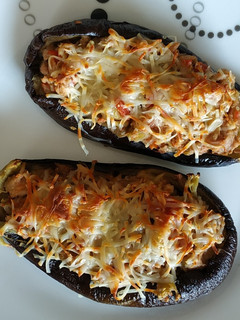 Una foto de Berenjenas rellenas light al microondas