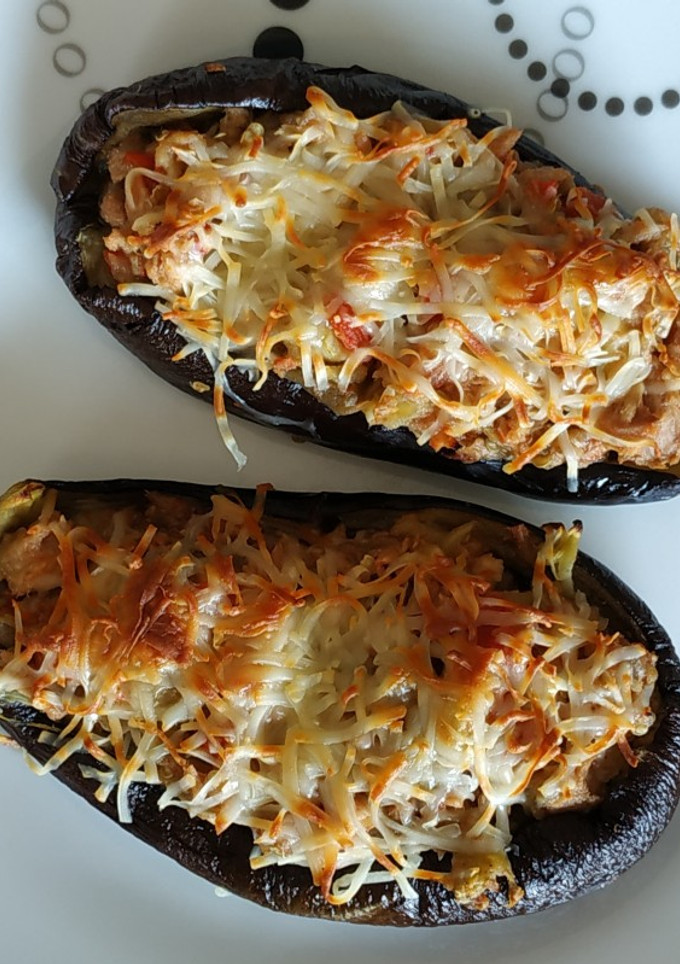 Una foto de Berenjenas rellenas light al microondas