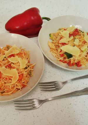 Una foto de Pasta con salsa boloñesa vegana