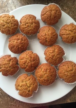 A picture of Carrot cinnamon cupcakes.