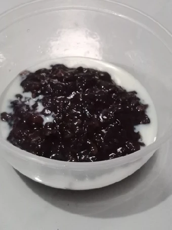 Langkah Gampang Membikin Resep Bubur Ketan Hitam Putih yang Uenak Anti Ribet, Lezat