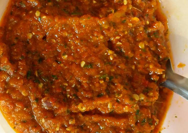 Step-by-Step Guide to Make Perfect Red Chilli Garlic Chutney