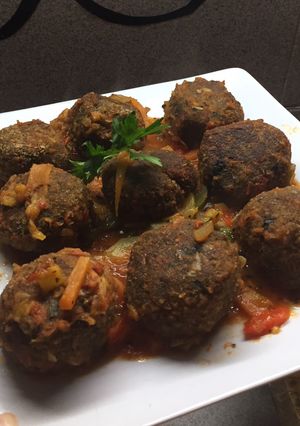 Una foto de Albóndigas de berenjena con salsa de tomate natural 🍆🍅