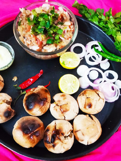 लिट्टी चोखा (Litti chokha recipe in Hindi) रेसिपी मुख्य फोटो