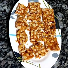 A picture of Peanut chikki.