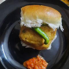 A picture of Vada pav.
