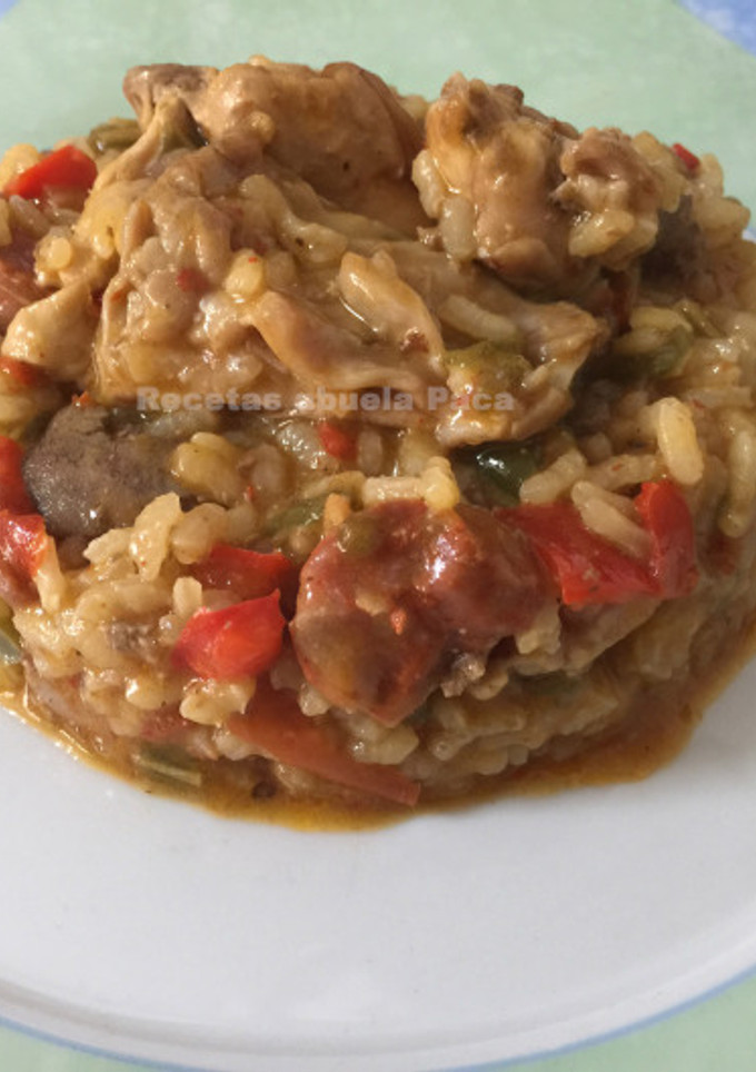Una foto de Arroz meloso con conejo