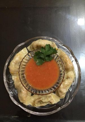 A picture of Momos.