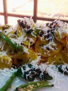 खांडवी (Khandvi recipe in Hindi) रेसिपी मुख्य फोटो